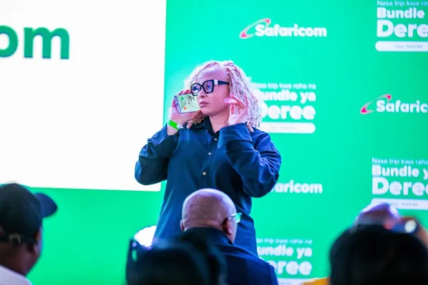 Safaricom Ofa ya Deere
