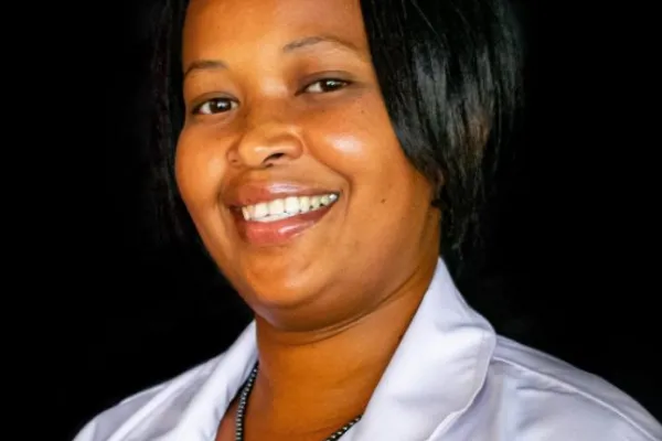 Dr. Mukuhi Ng’ang’a, Consultant Breast Surgical Oncologist 