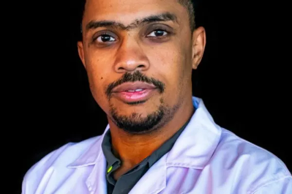 Dr Mohamed Jeilan