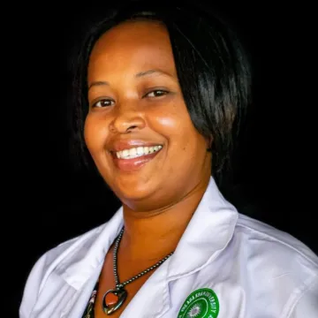 Dr. Mukuhi Ng’ang’a, Consultant Breast Surgical Oncologist 
