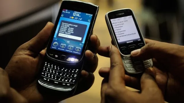 kenyan-mobile-Banking-internet-growth-696x464 kenyan-mobile-Banking-internet-growth-696x464