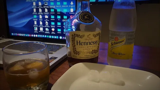 Hennesy VS