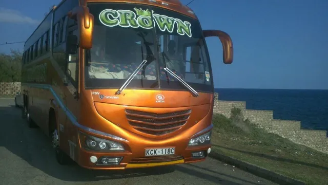 Crown Bus