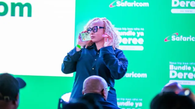 Safaricom Ofa ya Deere